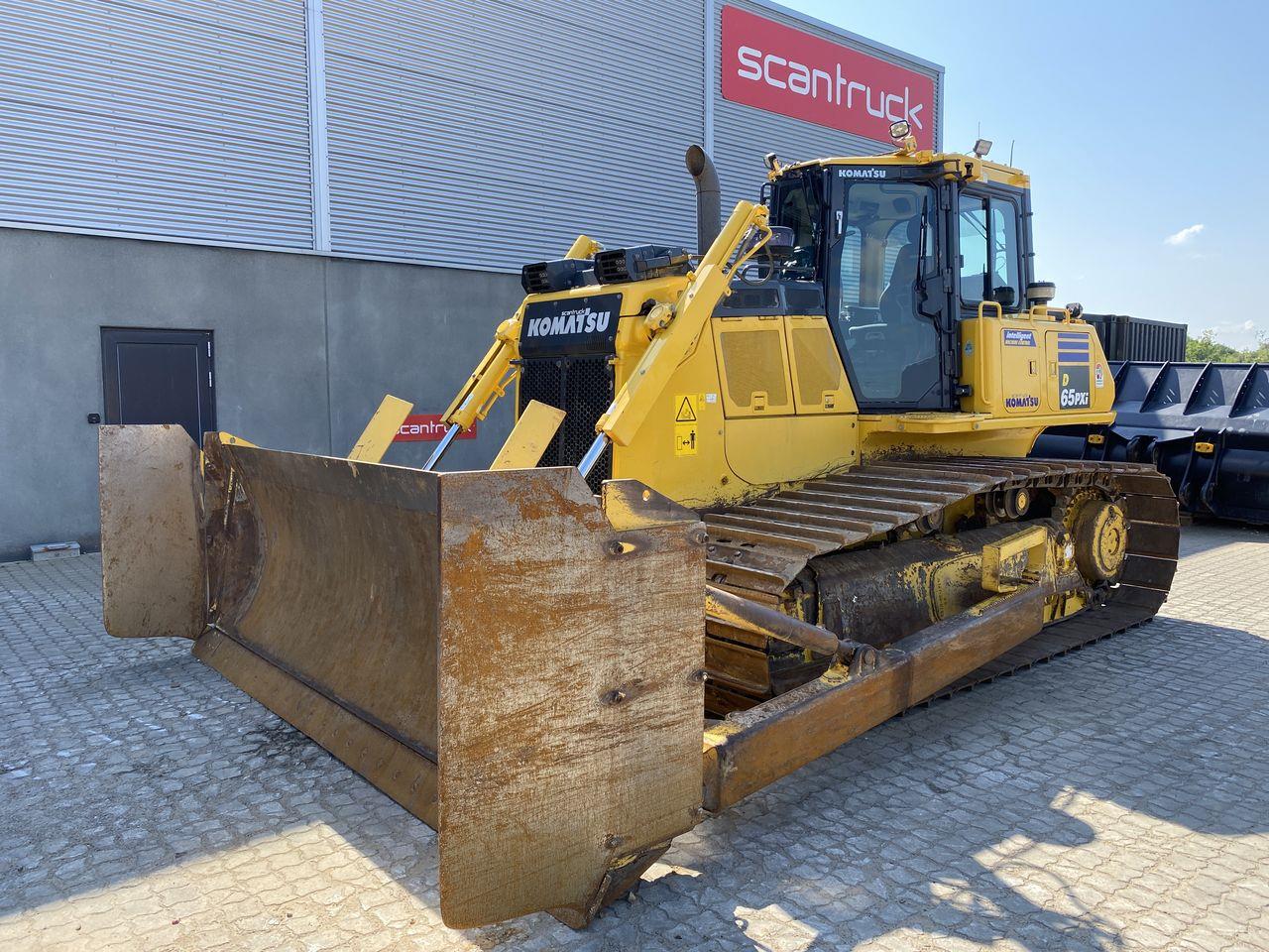 Komatsu D65PXI-18EO