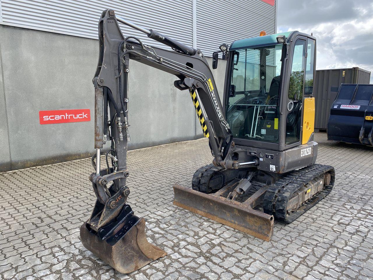 Volvo Volvo ECR25