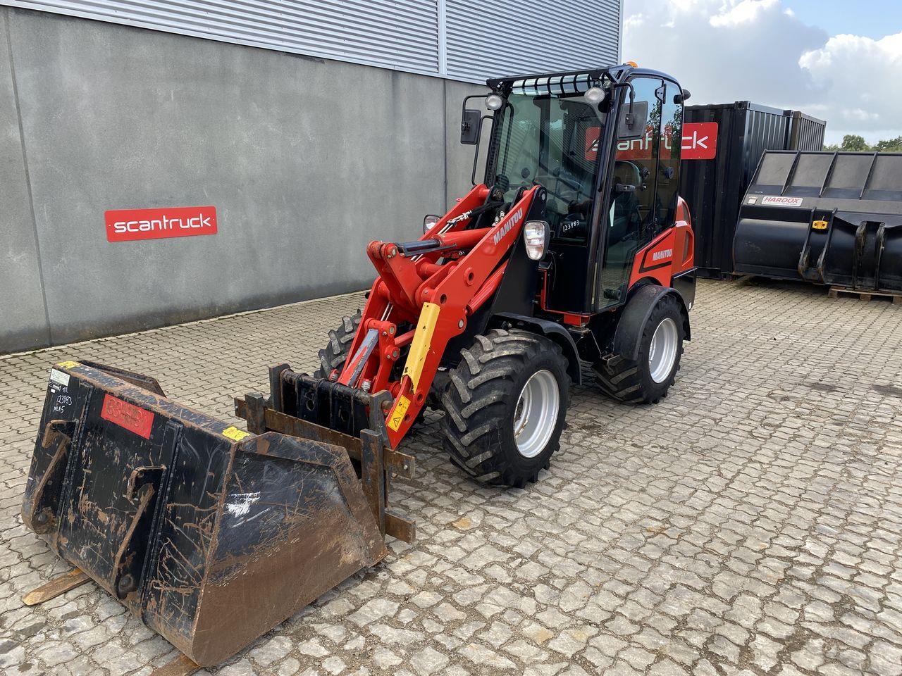 Mustang Manitou MLA 5-50H-Z CAB