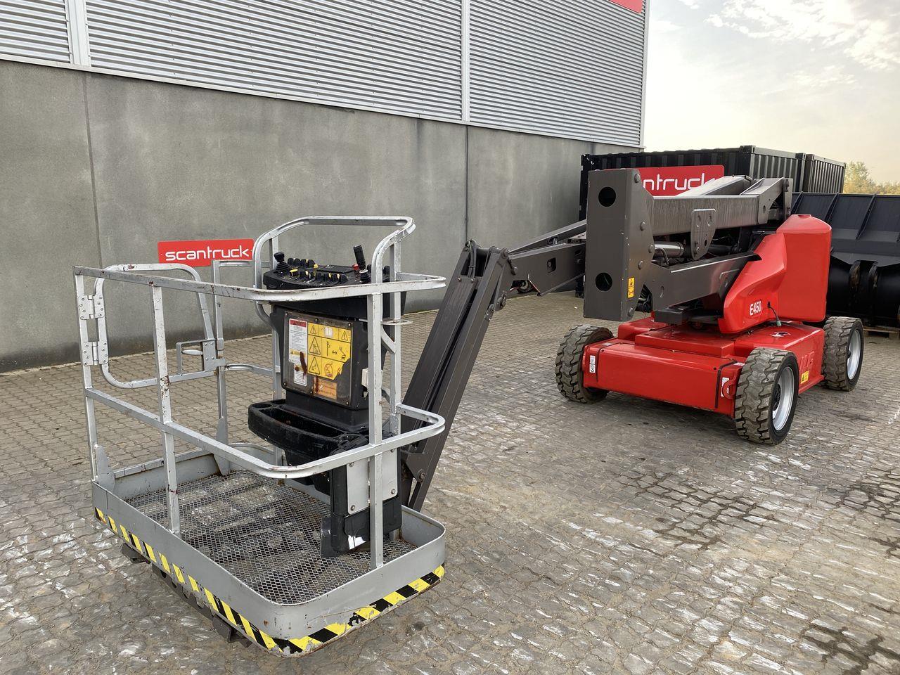 JLG E450AJ