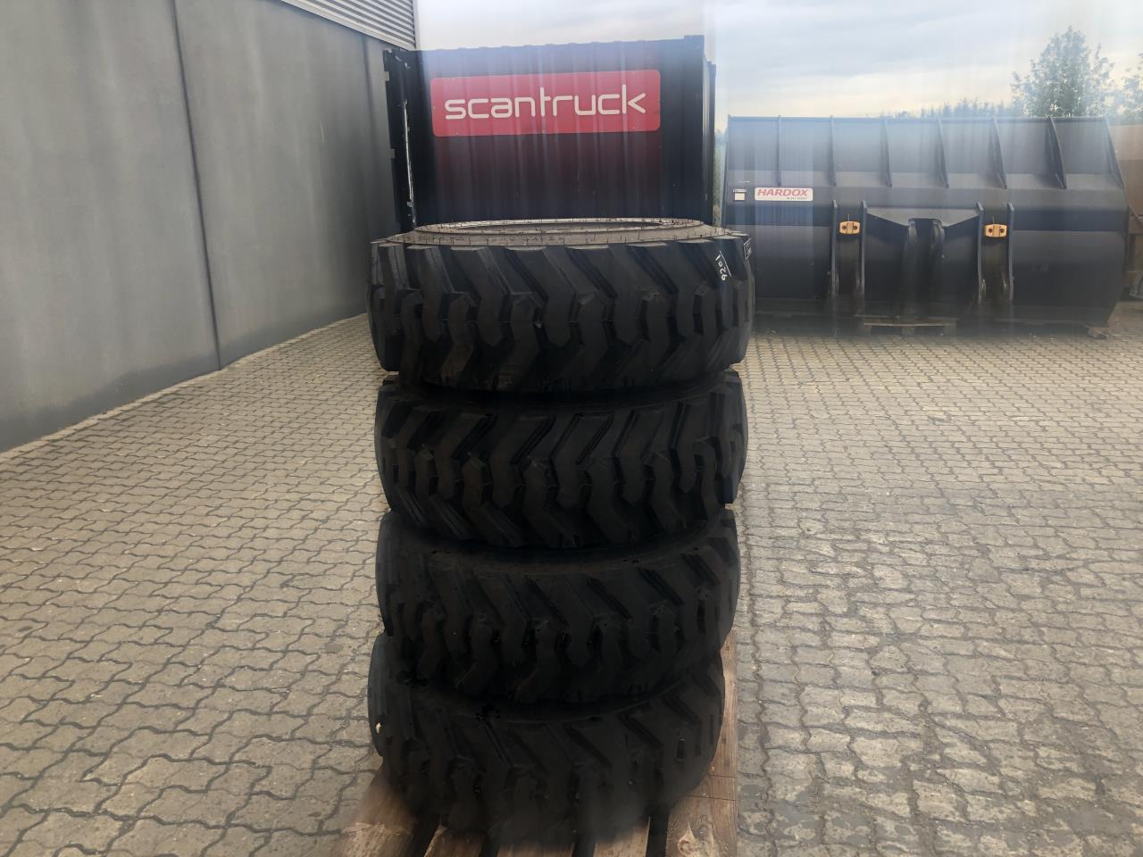 4 x ny komplet hjul til AR35